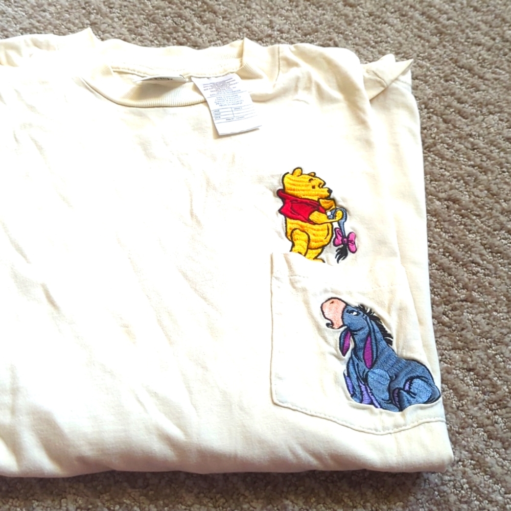 Disney store Pooh Bear Eeyore long sleeve cream-colored t-shirt large